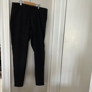 Vince Camuto ladies stretch suede like skinny pants